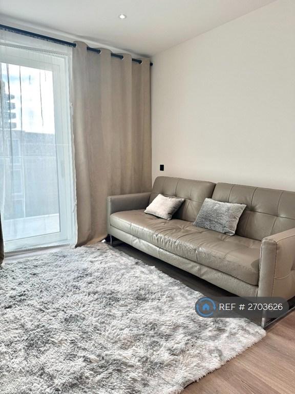 1 bedroom in Rothesay House, London, W6 (#2703626)