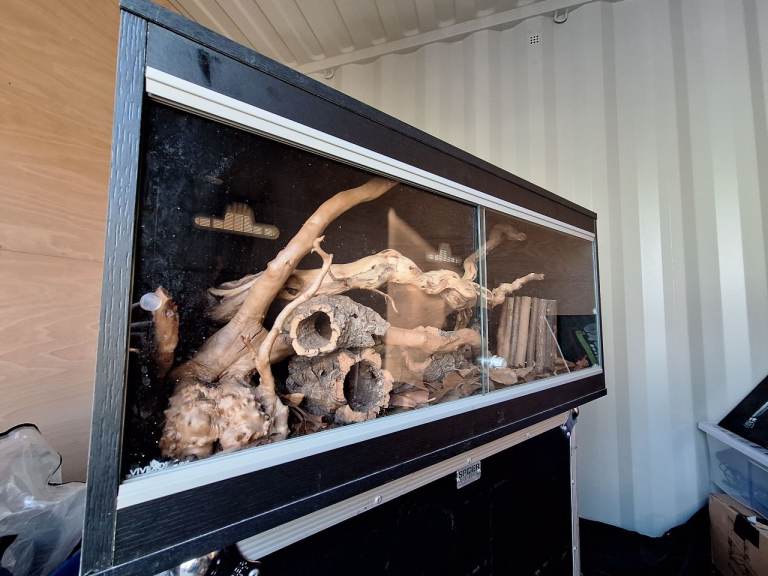 Vivexotic Repti-Home Vivarium - Medium 86x37.5x42cm