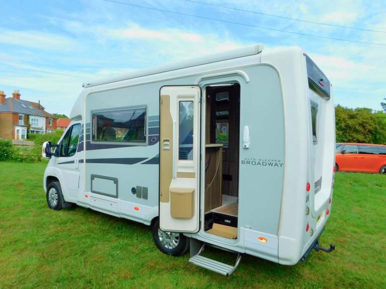 Auto-Sleeper Broadway Peugeot 2.0L Luxury 2 Berth Motorhome for sale