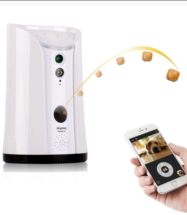 Pet camera remote treat feeder 