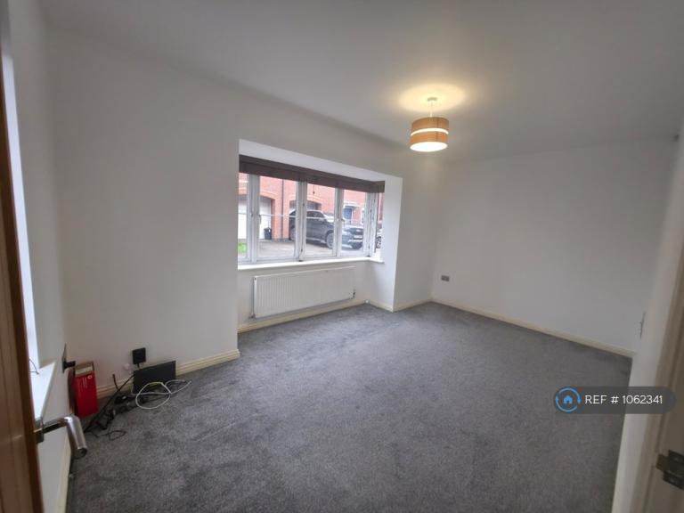 4 bedroom house in Gabriel Crescent, Lincoln, LN2 (4 bed) (#1062341)