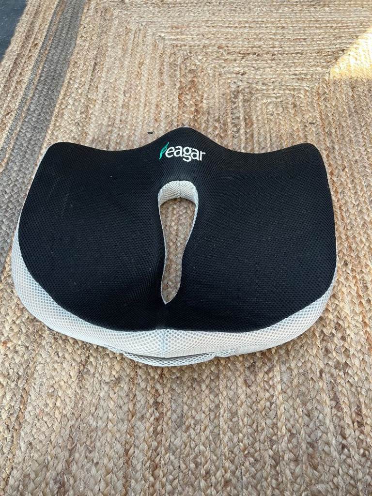 Feagar orthapedic memory foam cushion