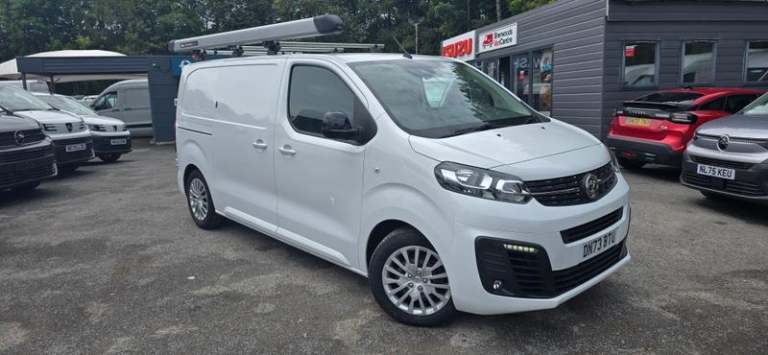 2023 Vauxhall Vivaro 2700 1.5d 120PS Pro H1 Van PANEL VAN DIESEL Manual