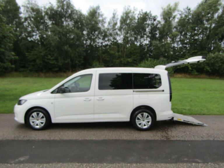 2022 Volkswagen Caddy Maxi 1.5 TSI PETROL Wheelchair Adapted Accessible Disabled Mobility Vehicle...