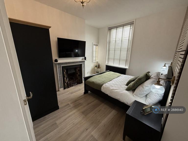 1 bedroom in Market Square, Daventry, NN11 (#2886140)