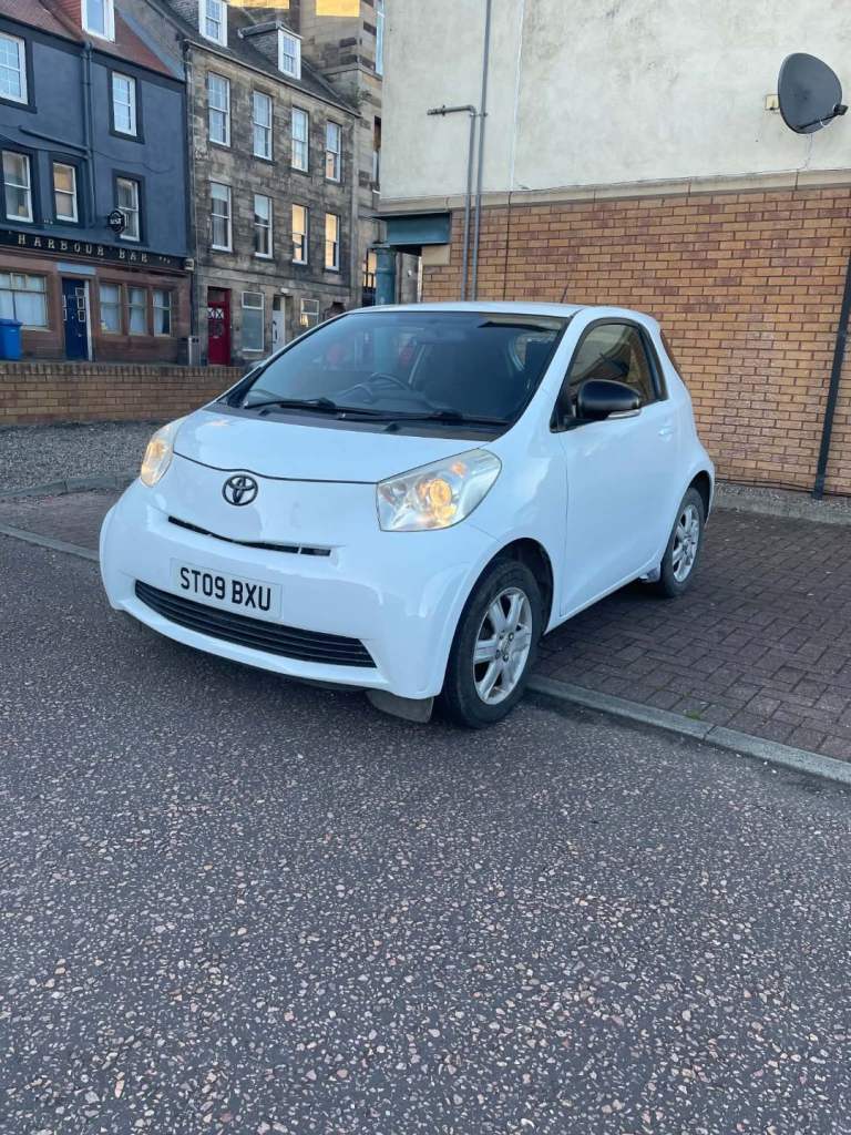 Toyota IQ - Very low mileage 39k 