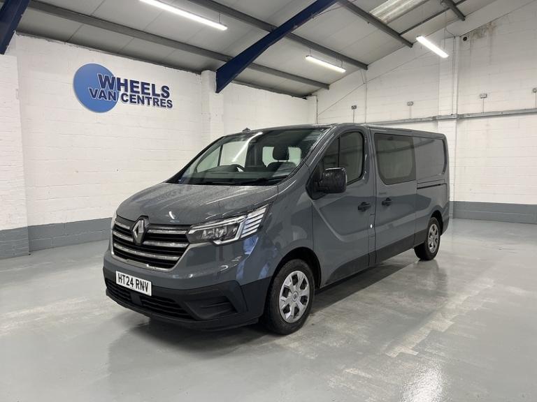 2024 Renault Trafic LL30 Blue dCi 130 Advance [Safety] Crew Van WINDOW VAN DIESEL Manual