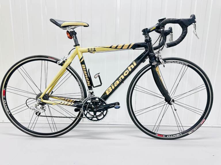 BN BIANCHI 928 Top Carbon Road Bike Size/S Full Campagnolo