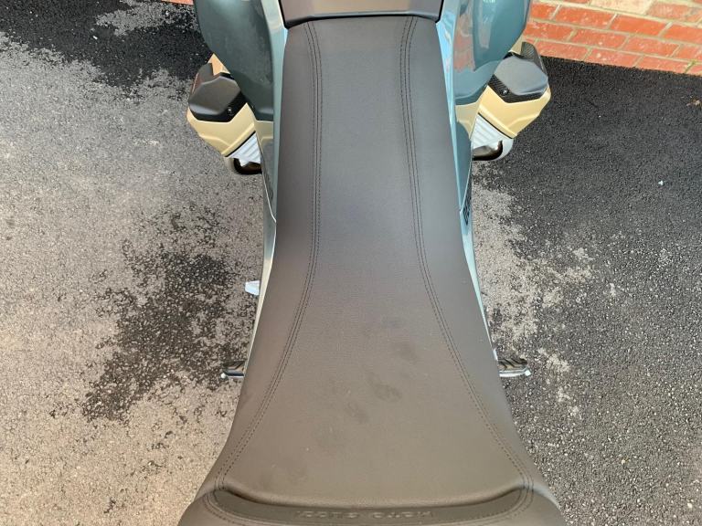 Moto Guzzi V100 Mandello S - 1268 miles - MOTO GUZZI WARRANTY UNTIL 21/07/27