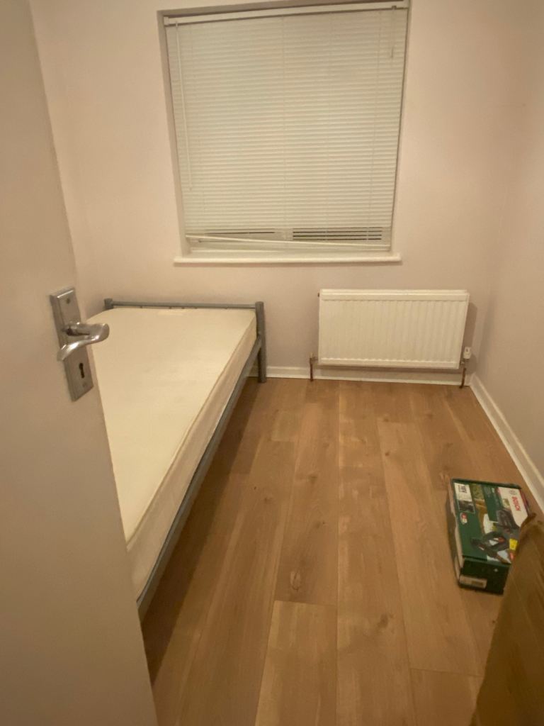 Single room available 