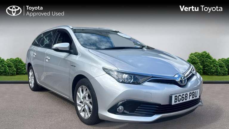2018 Toyota Auris 1.8 Hybrid Icon Tech TSS 5dr CVT Hybrid Estate Estate Hybrid Automatic