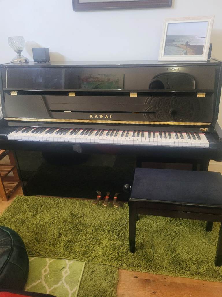 BEAUTIFUL KAWAI PIANO & STOOL FOR SALE - ALMOST BRAND NEW