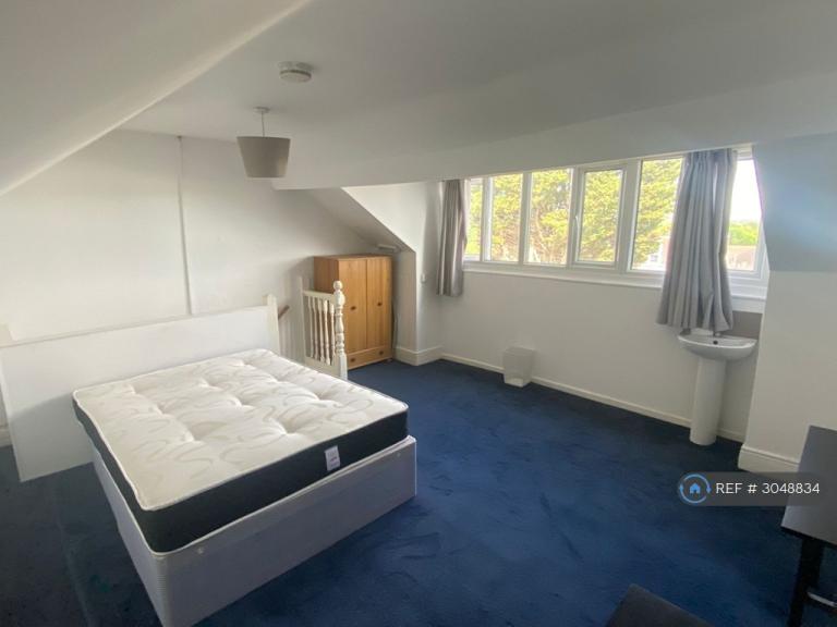 1 bedroom in Downend Road, Bristol, BS16 (#3048834)