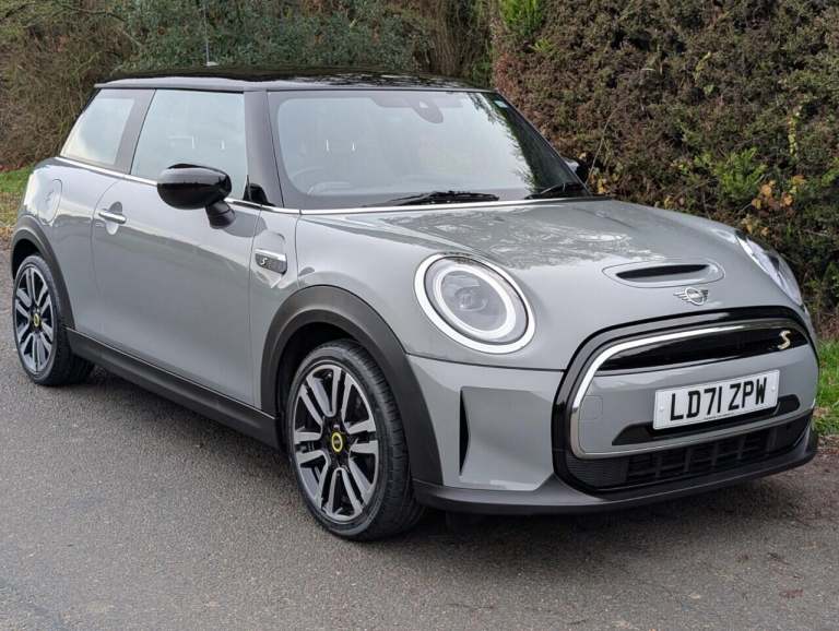 2021 MINI Electric Hatch Cooper SE 32.6kWh Level 2 Hatchback 3dr Electric Auto (184 ps) HATCHBACK...