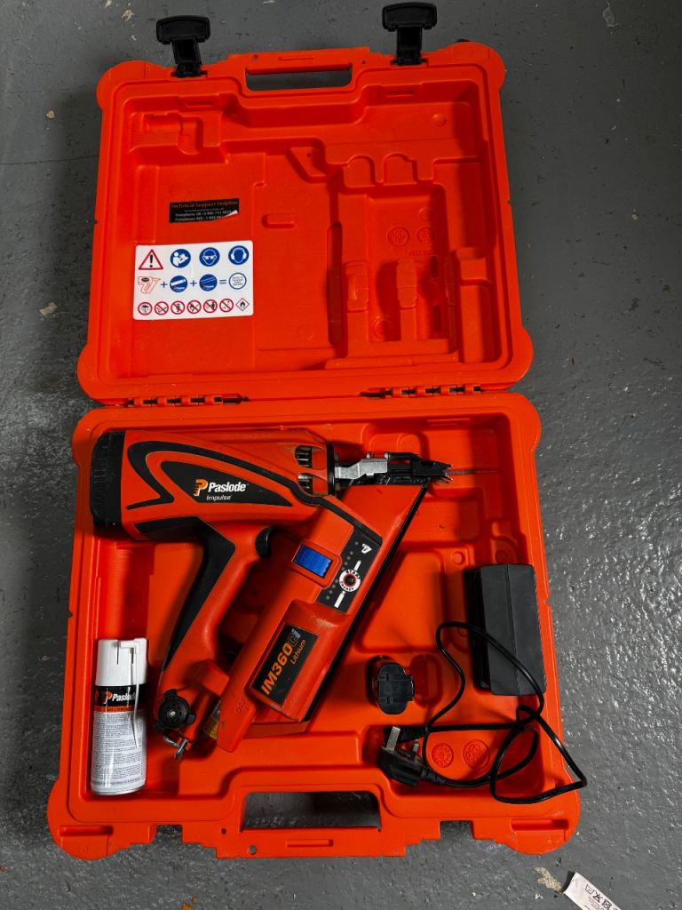 Paslode IM360Ci Nail Gun Kit – Good Condition