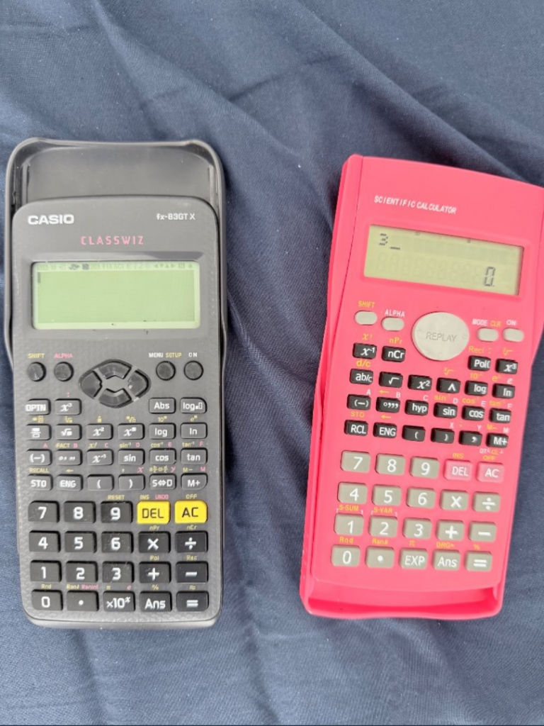 Casio fx-83GT X Scientific Calculator - Good Working Order