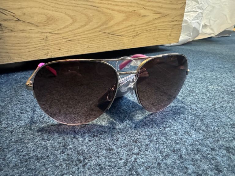 Lipsy London Aviator style metal sunglasses pink gold designer Cat 3 UV400