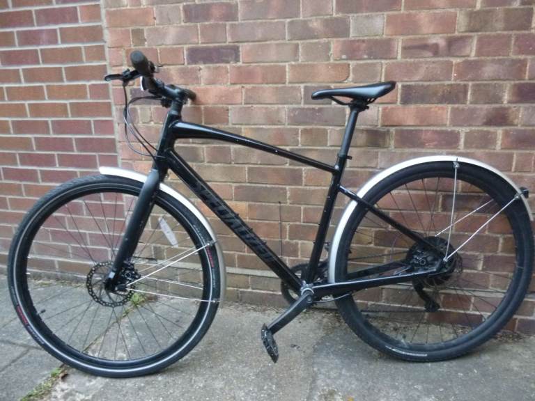 Specialized Sirrus X 2.0 Hybrid Bike with Hydraulic Disc Brakes
