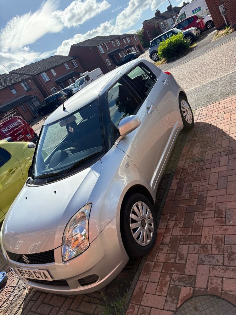 Suzuki, SWIFT, Hatchback, 2008, Manual, 1328 (cc), 5 doors