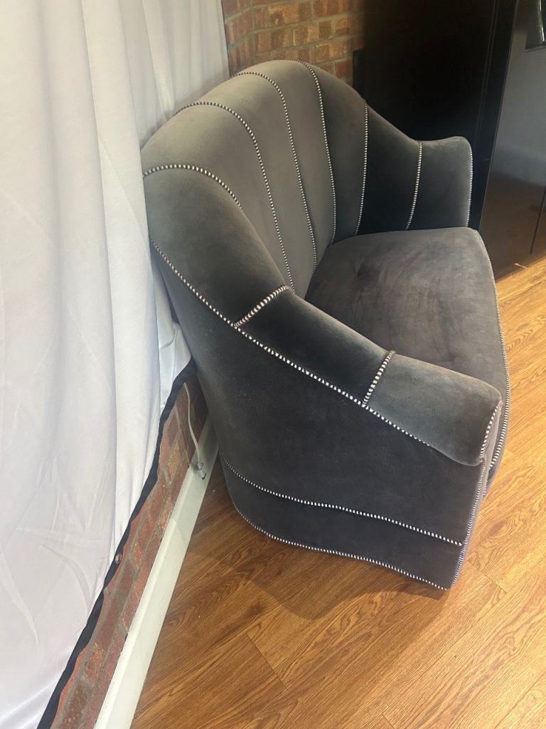 Stylish Grey Velvet in good Condition