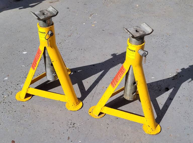 Axle stands