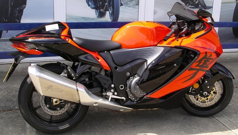 Suzuki Hayabusa 25 Limited edition. Only 100 miles. Save £3000 on RRP.