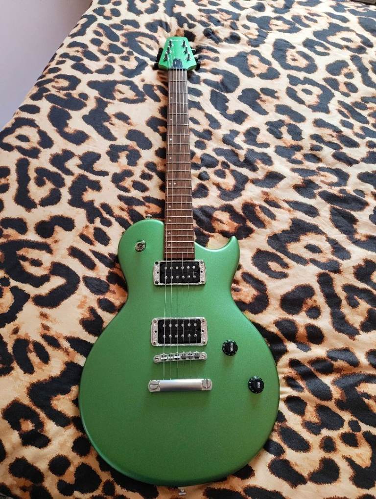 Aria Electric Guitar – Metallic Green, Good Condition