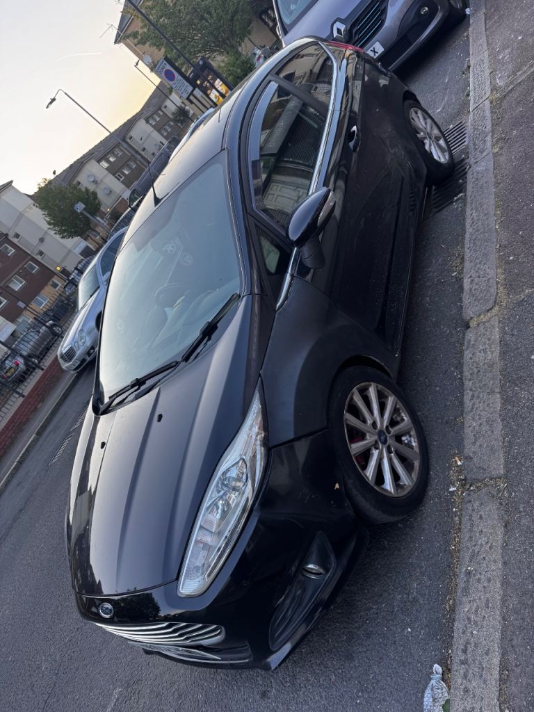 Ford, FIESTA, Hatchback, 2012, Manual, 1242 (cc), 3 doors