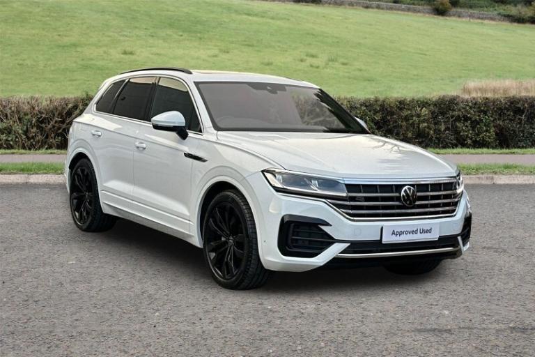 VOLKSWAGEN TOUAREG 3.0 V6 TDI 4Motion R-Line Tech Plus 5dr Tip Auto