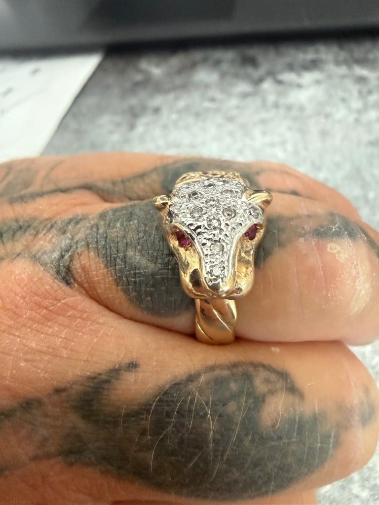 Cartier style Panther Ring - 9ct gold - Natural Diamonds & Ruby - Size R