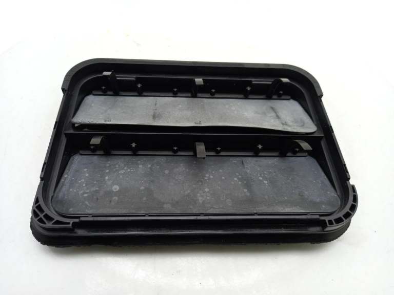Peugeot 208 Interior Dashboard Air Vent 2024-2026 9675506980