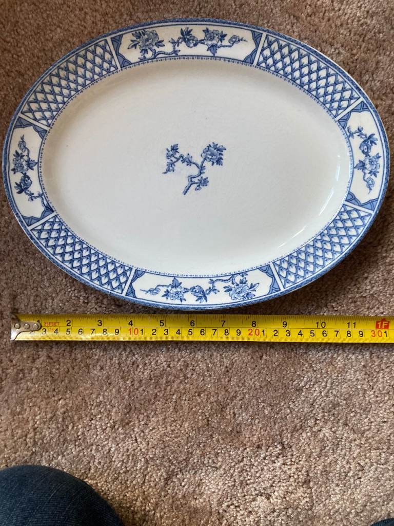 Vintage Johnson Brothers serving dish in Exeter pattern  