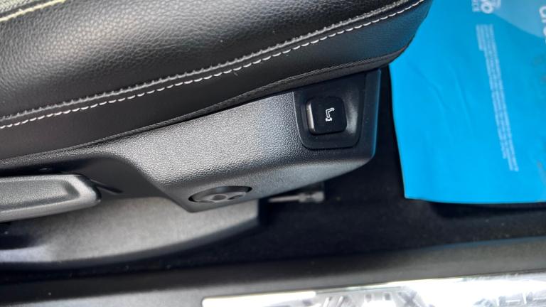 2021 Vauxhall Grandland X 1.5 Turbo D SRi Nav 5dr HATCHBACK Diesel Manual