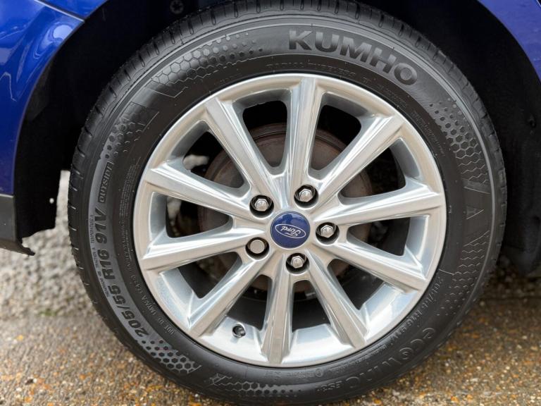 2015 Ford Focus 1.0T EcoBoost Titanium Auto Euro 6 (s/s) 5dr HATCHBACK Petrol Automatic