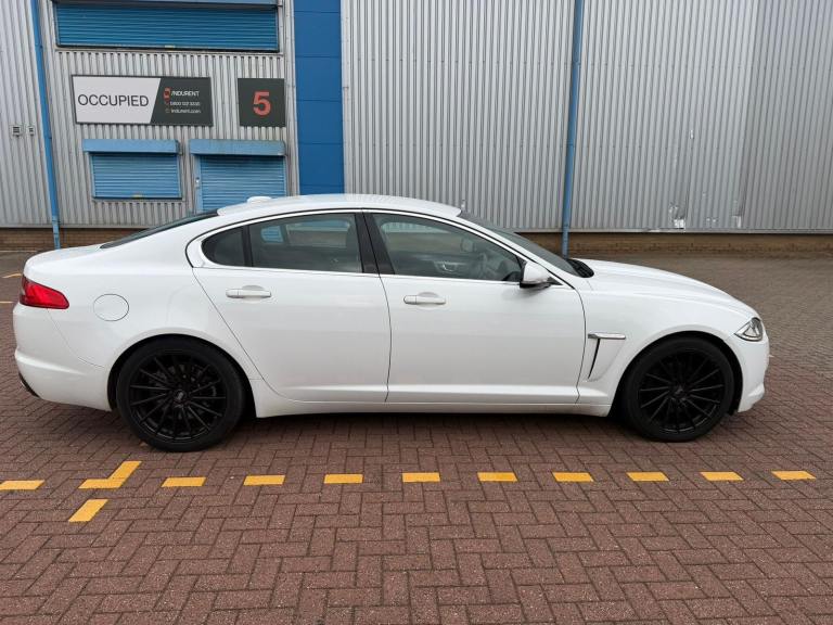 2012 jaguar xf luxury 3.0 diesel automatic   Mot  2026  Service history  Upgraded bola alloys