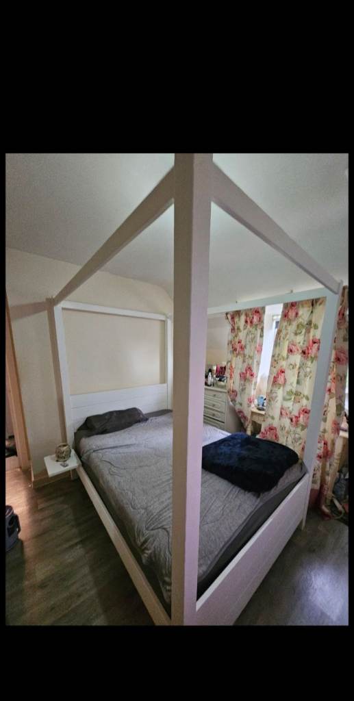 Four poster double bed, solid wood, great condition, painted white,hand-crafted with floating table