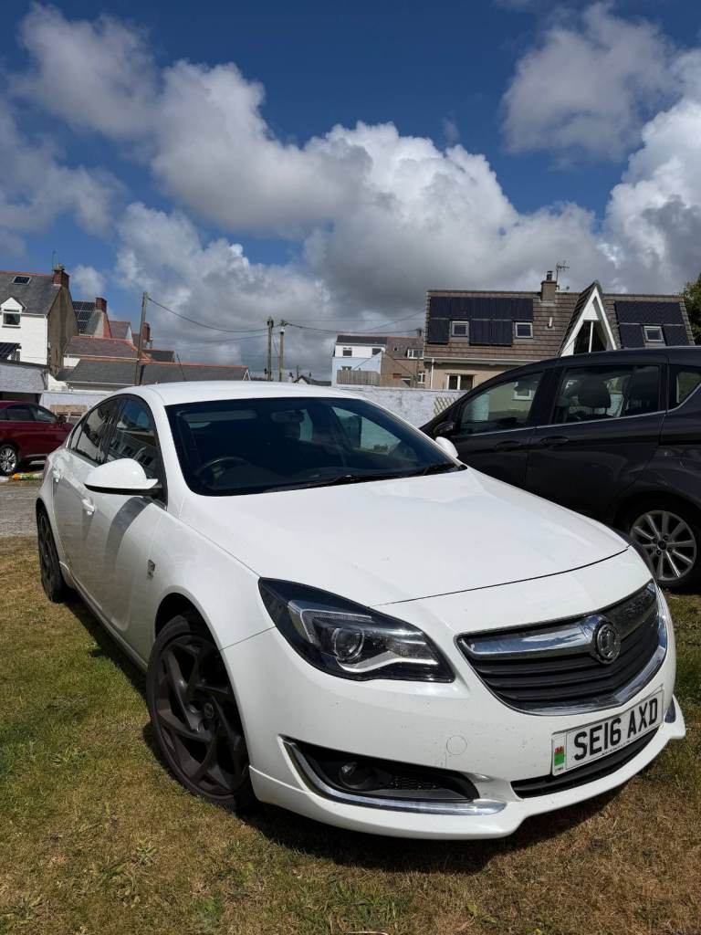 Vauxhall, INSIGNIA, Hatchback, 2016, Manual, 1598 (cc), 5 doors