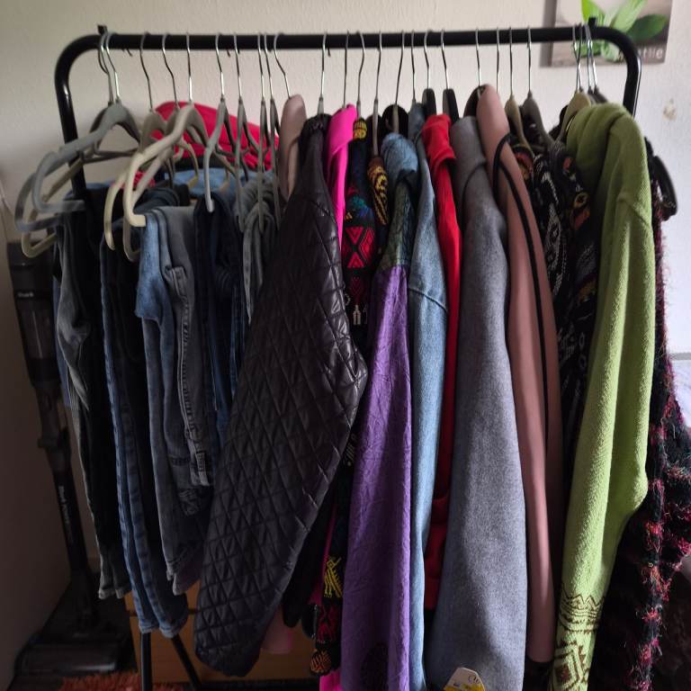 Wardrobe Clear Out Service - Free Clothing & Footwear Removal