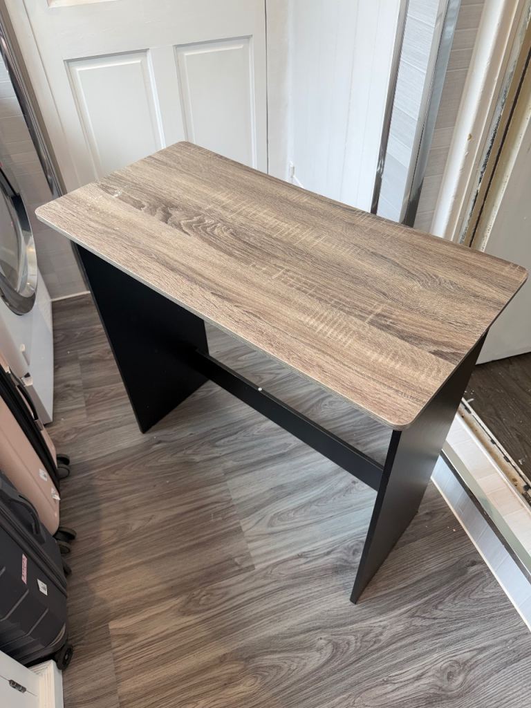 Small Office Desk