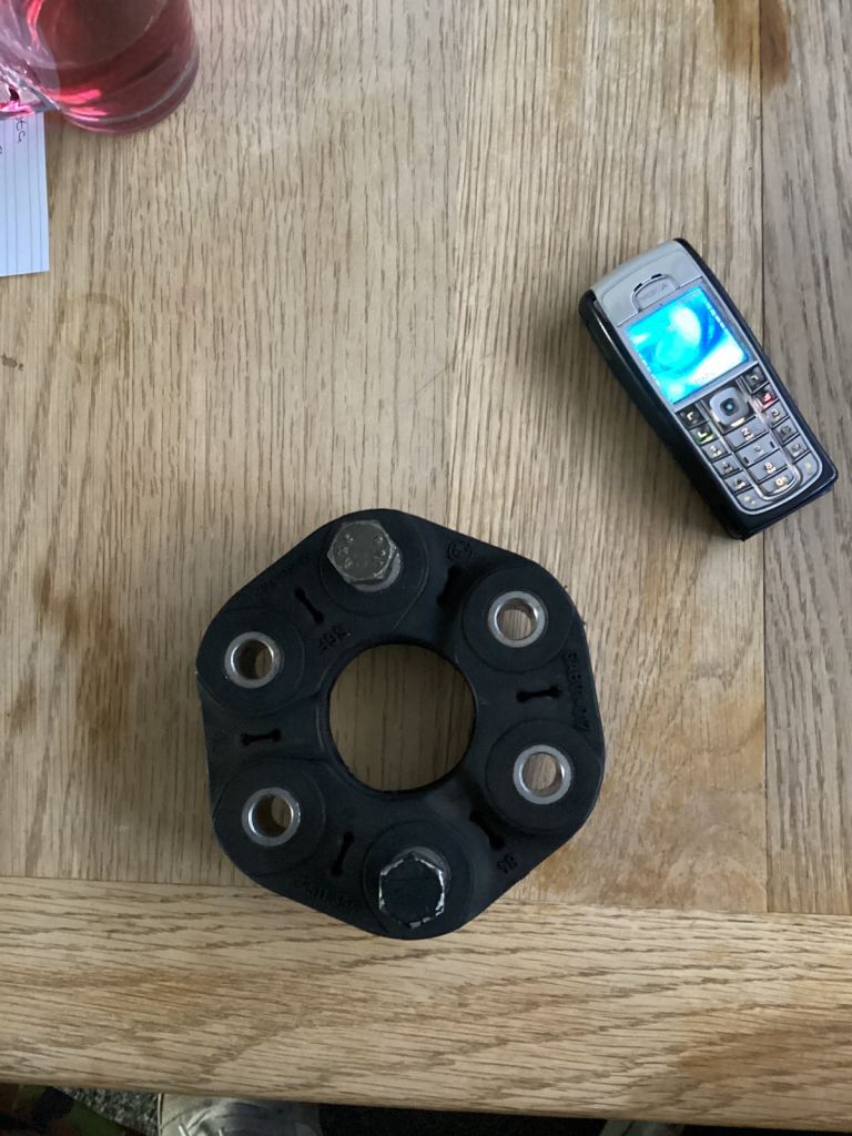 Prop shaft Rubber hex + 2 hex bolts