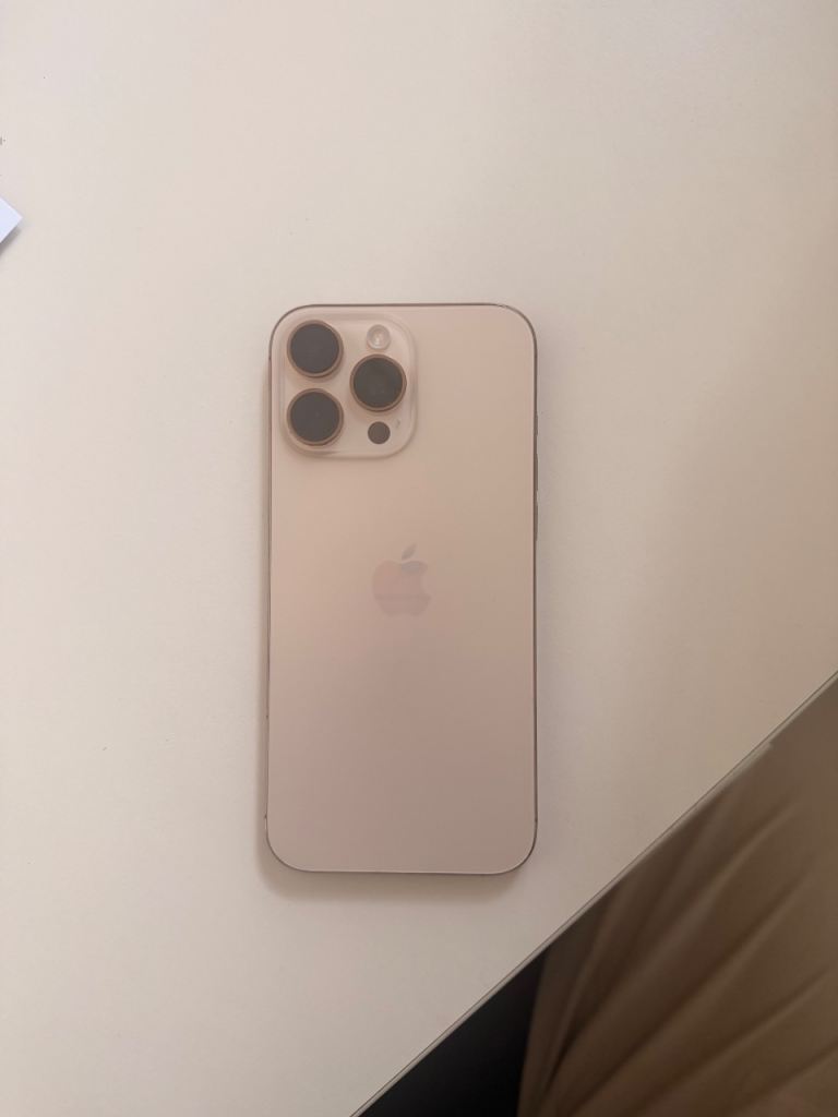 Iphone 16 Pro Max 256GB Gold