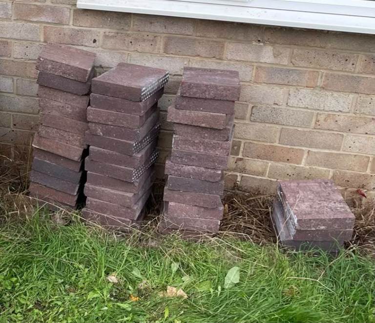 *FREE* Used storage heater Slabs - Brown Stone