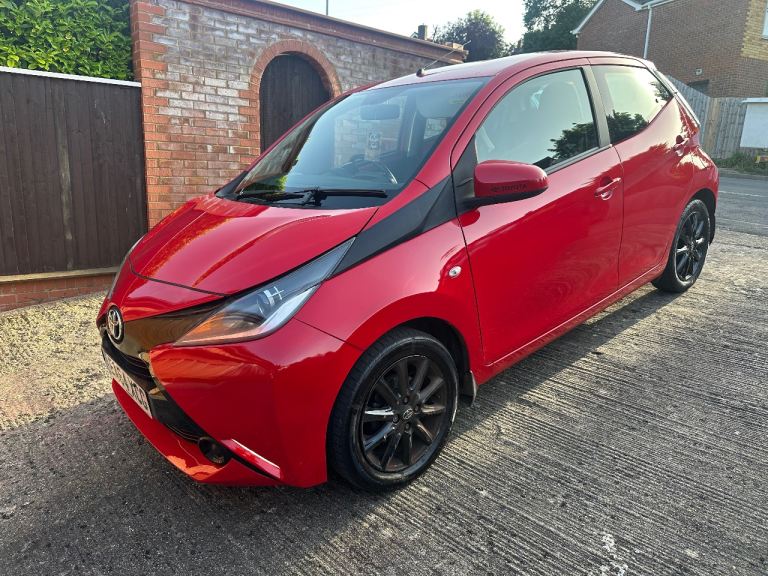 Toyota Aygo 1.0 vvt-i x-play
