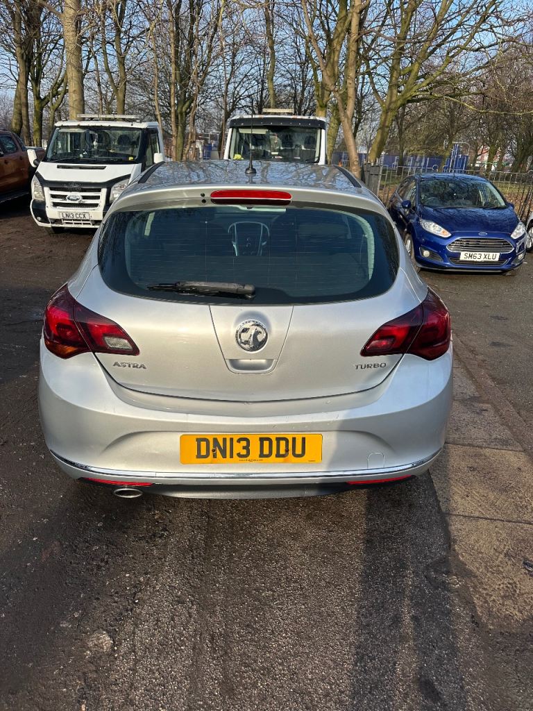 Vauxhall, ASTRA, Hatchback, 2013, Manual, 1364 (cc), 5 doors