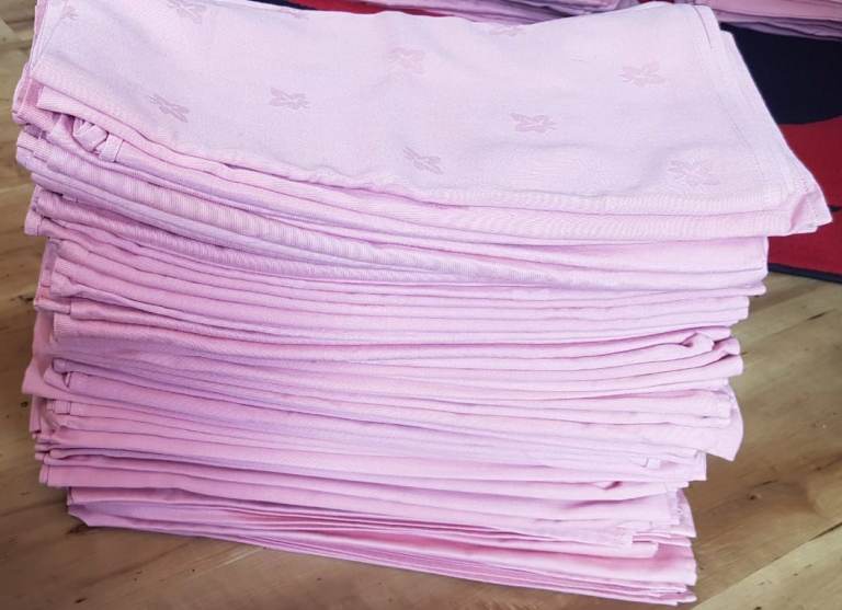 BIG EVENT&CATERING LINEN CLEARANCE – 200+ PIECES –  BLUE & PINK (Pink IVY PRINT) contact for price