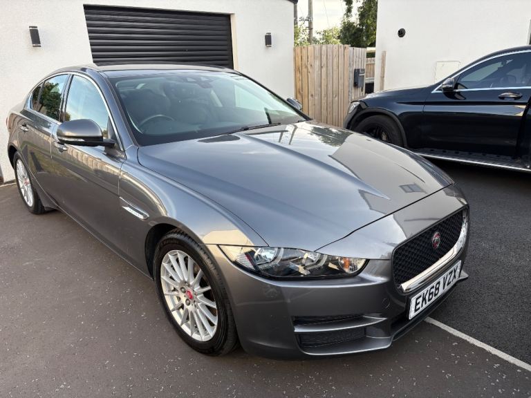 2018 Jaguar XE Prestige - Warranty until Jan 2029 