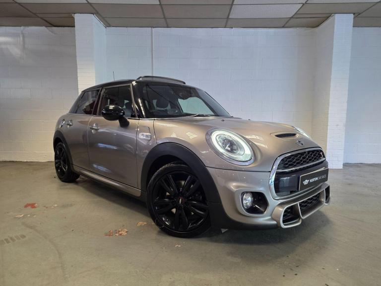 MINI Hatch 2.0 Cooper S Auto Euro 6 (s/s) 5dr Petrol Automatic