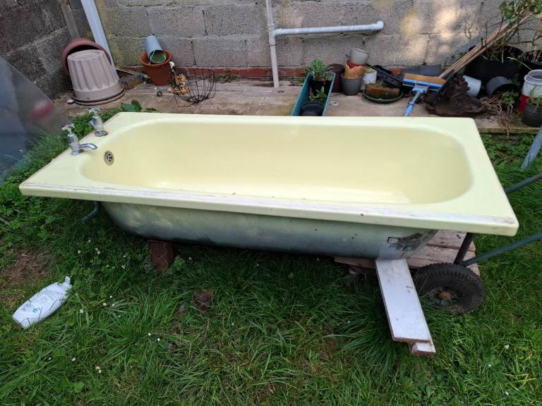 1969 steel bath tub