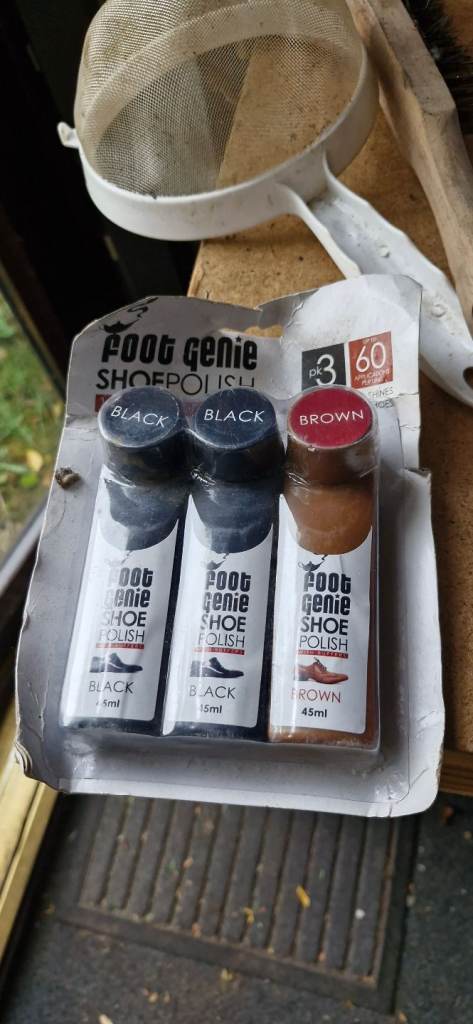Shoe polish shine kit