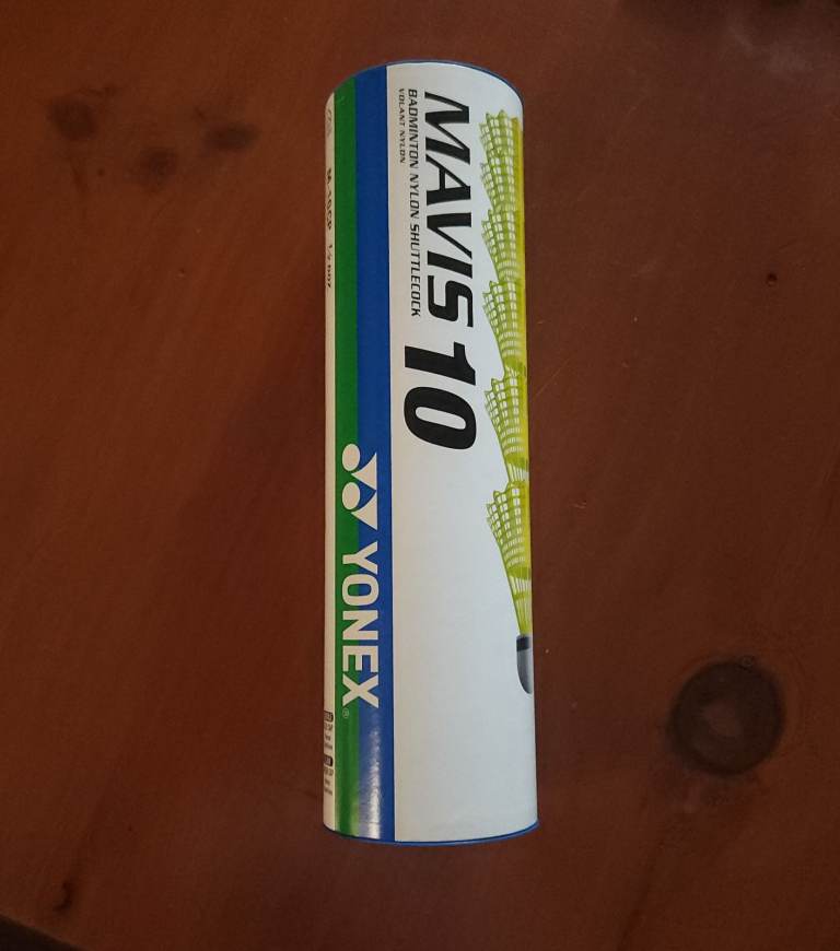 Yonex Mavis 10 Badminton Nylon Shuttlecocks 1/2 Dozen Tube - Yellow